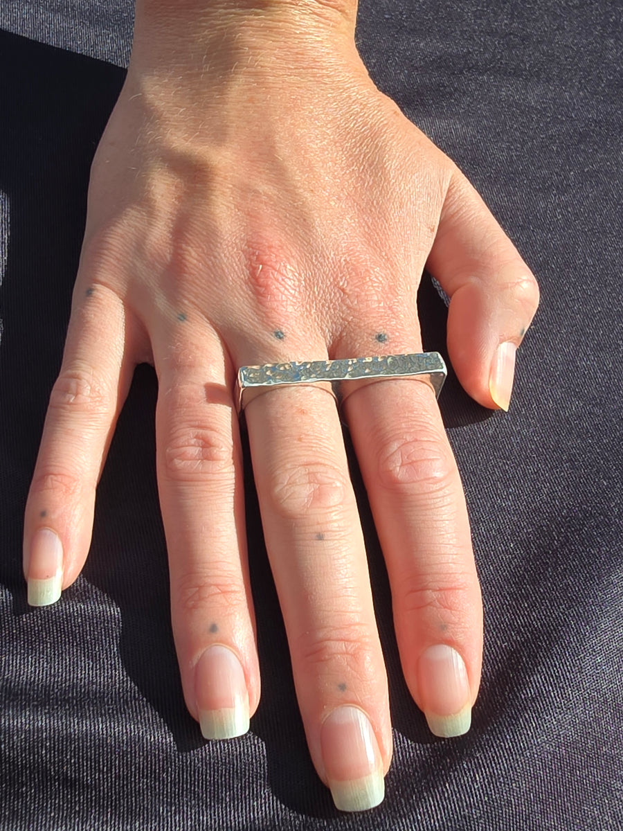 Double finger Ring in Sterling Silver