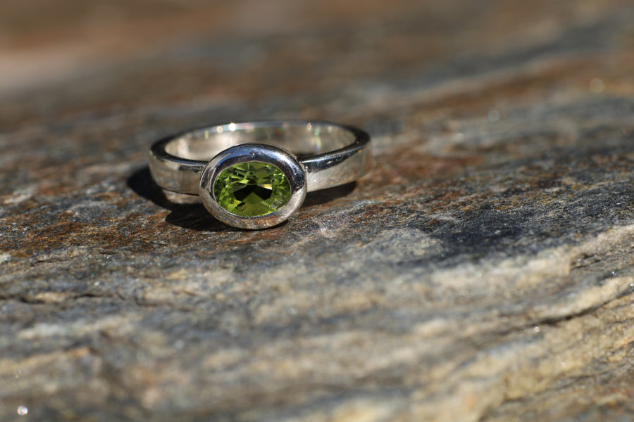 Sterling Silver Horizontal Oval Ring
