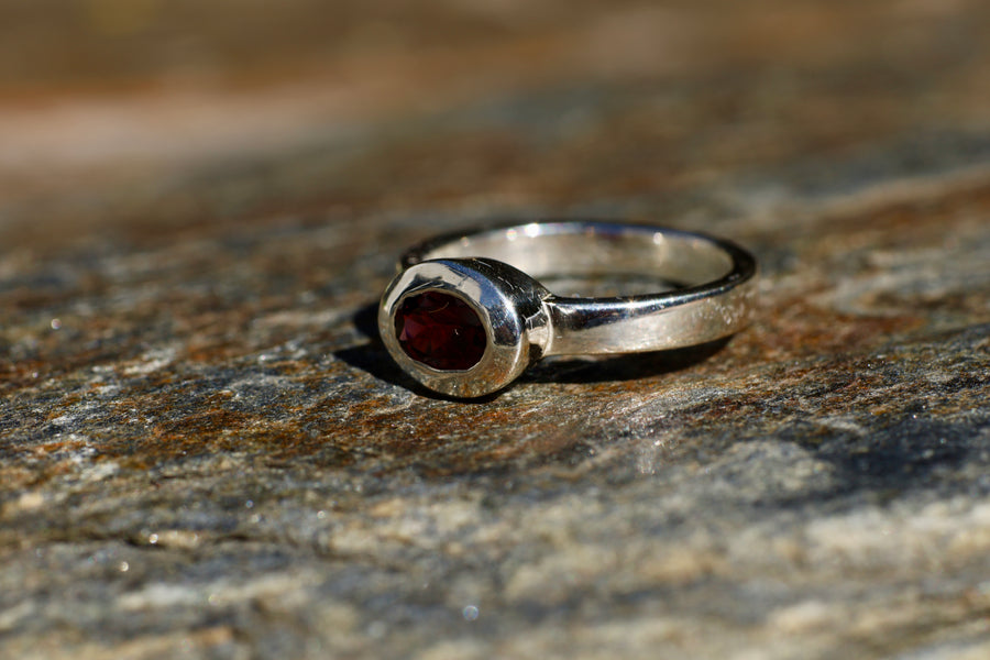 Sterling Silver Horizontal Oval Ring