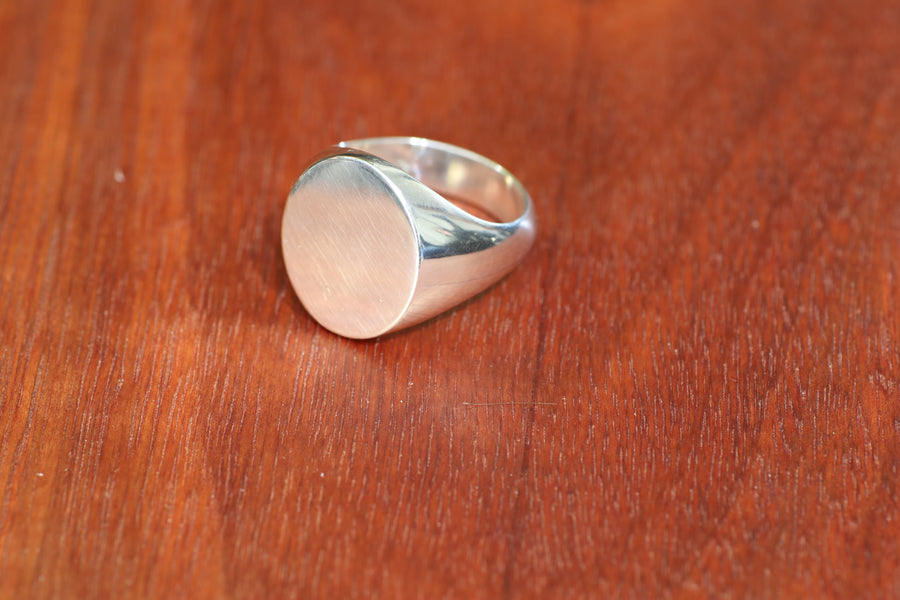 Large Oval Signet