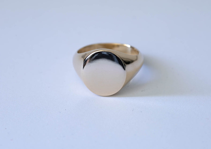 Medium Oval Signet