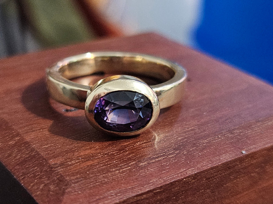 Oval Bi-Colour Sapphire Ring