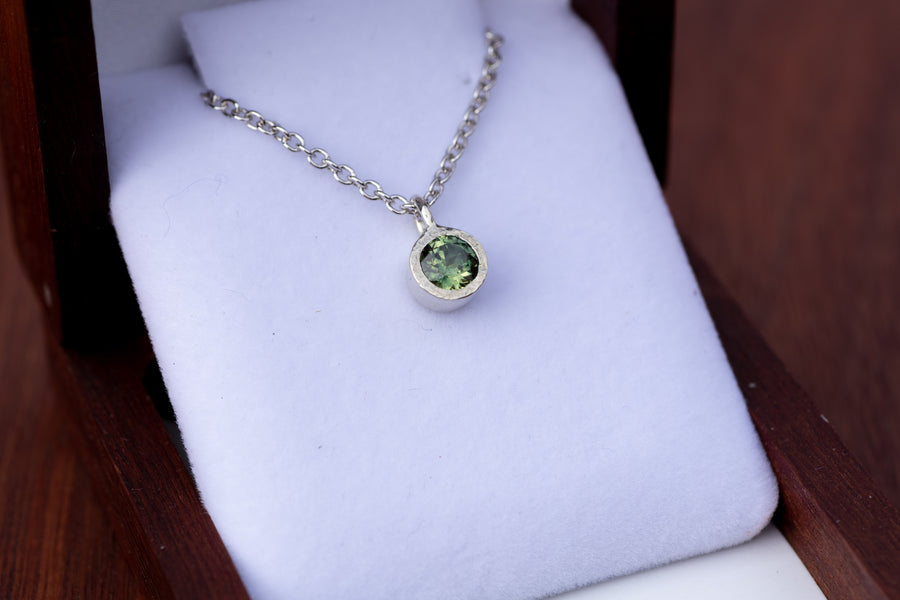 0.89ct Green Sapphire Necklace in 9ct White Gold