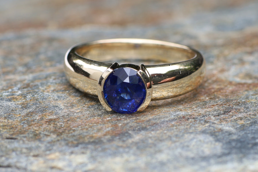 1.62ct Royal Blue Sapphire in Partial Bezel in 9ct yellow gold
