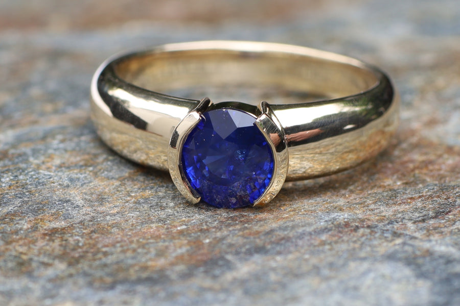 1.62ct Royal Blue Sapphire in Partial Bezel in 9ct yellow gold