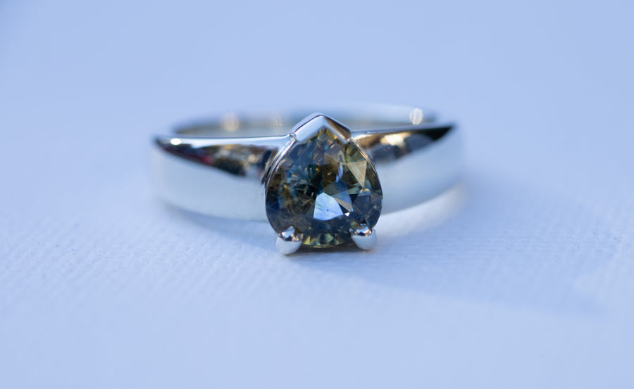 2.17ct Pear Shaped Sapphire in a 9ct White Gold Ring