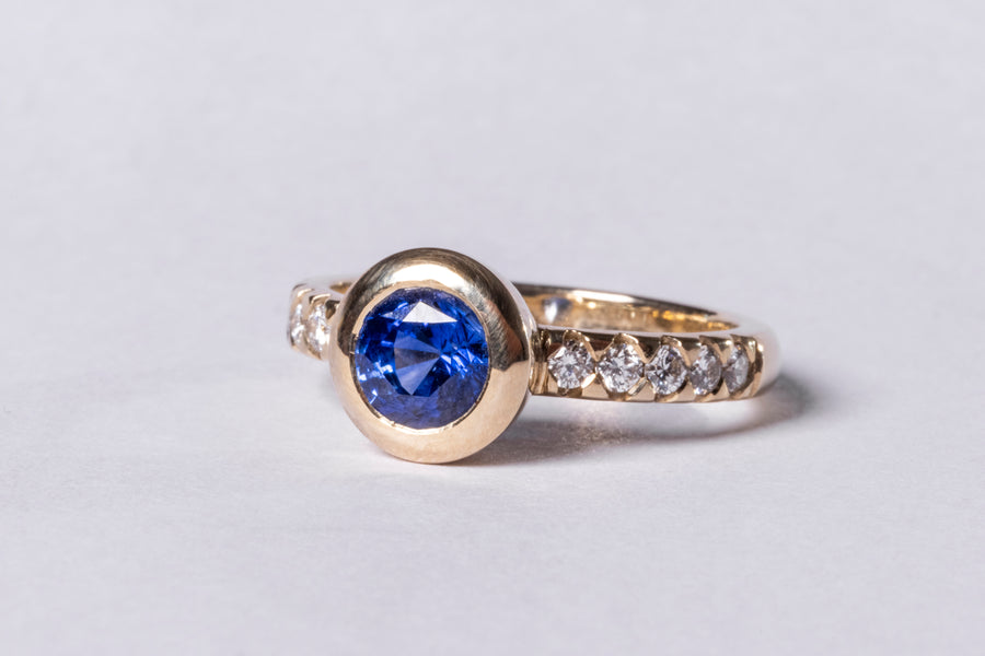 1.65ct Royal Blue Sapphire and 0.3ct Diamond in a 9ct Yellow Gold Ring