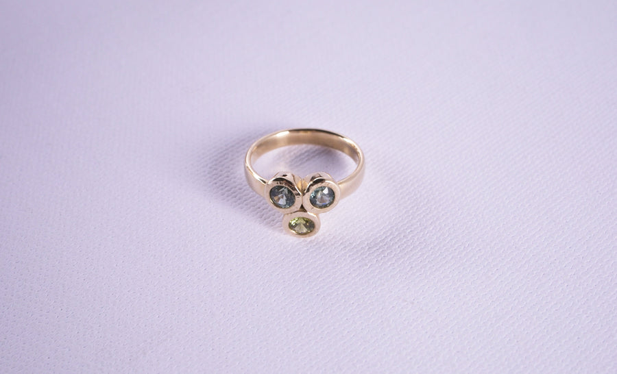 3 Stone Sapphire in 9ct Gold Ring