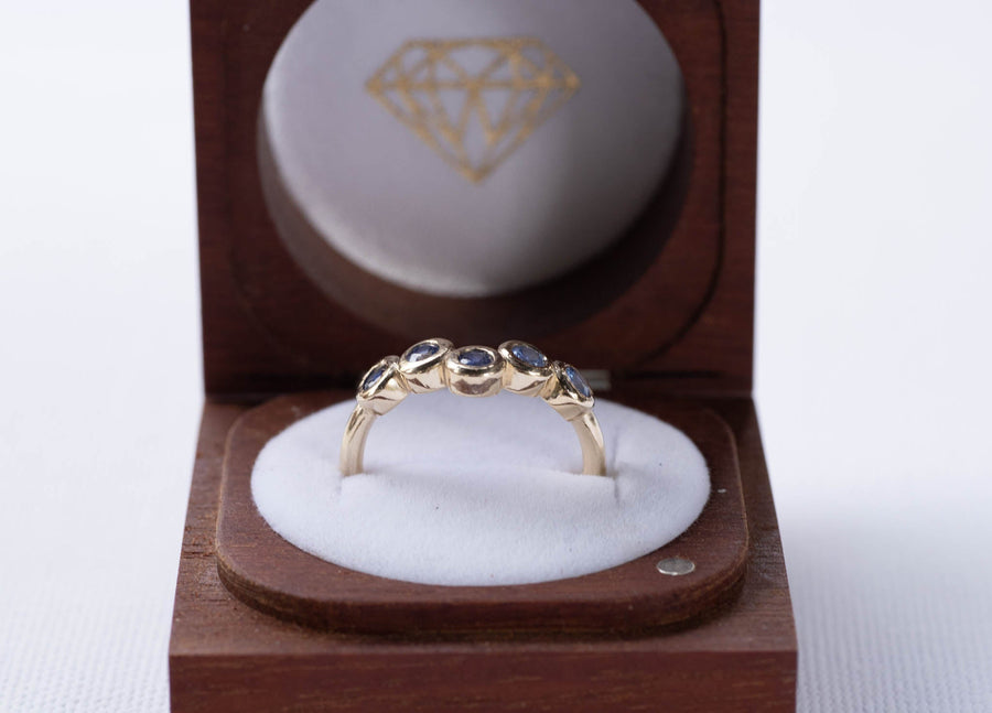 5 Sapphire Ring