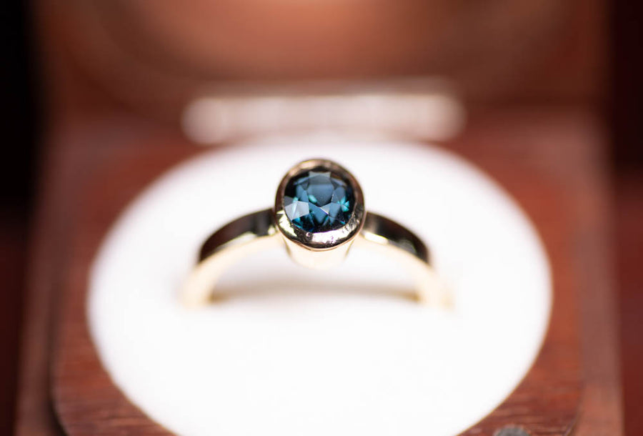 1.55ct Teal blue Sapphire in 9ct Yellow Gold Ring