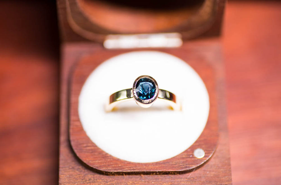1.55ct Teal blue Sapphire in 9ct Yellow Gold Ring