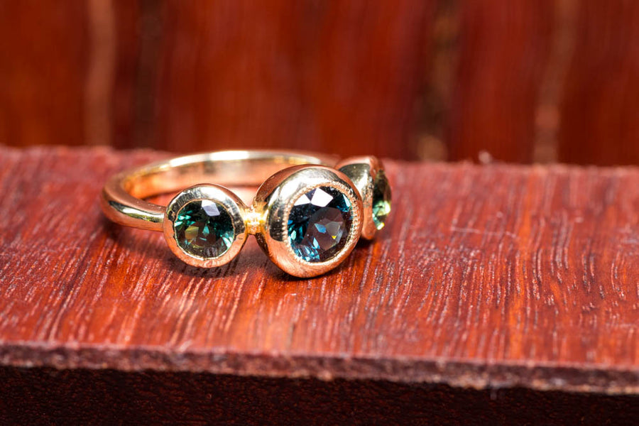 3 stone 1.1ct Australian Sapphire in 9ct Yellow Gold Ring